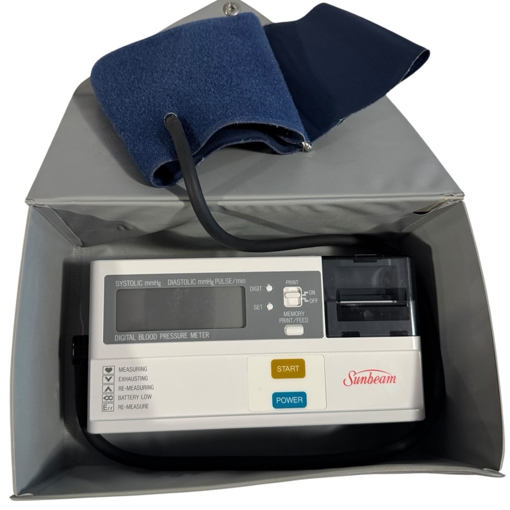 ☀️☀️HOST PICK ☀️☀️ Sunbeam Digital Blood Pressure Meter in case